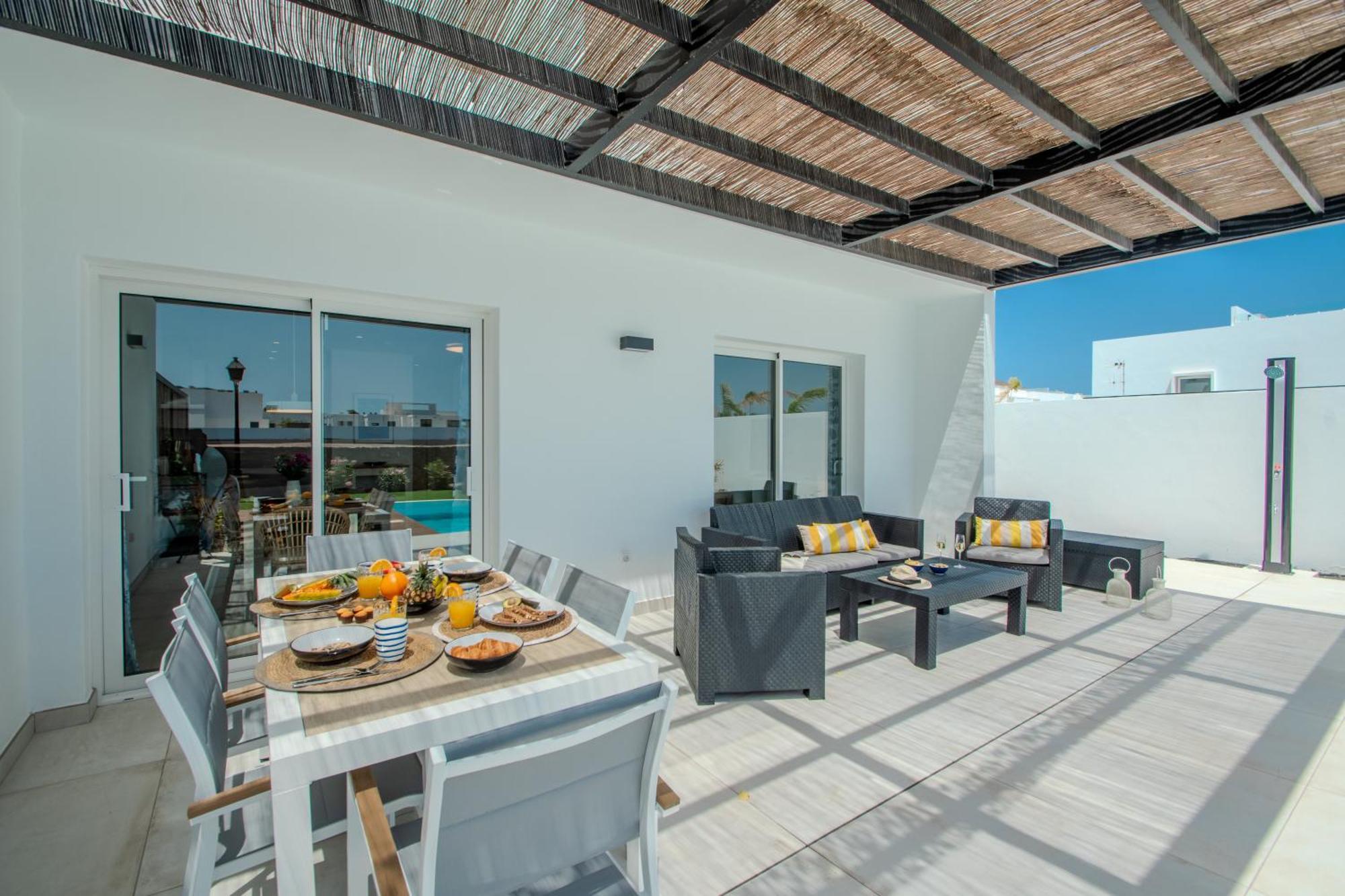 Serena Villa 38 - Heated Pool, Sea Views, Ac, High Speed Internet Плайя-Бланка Екстер'єр фото